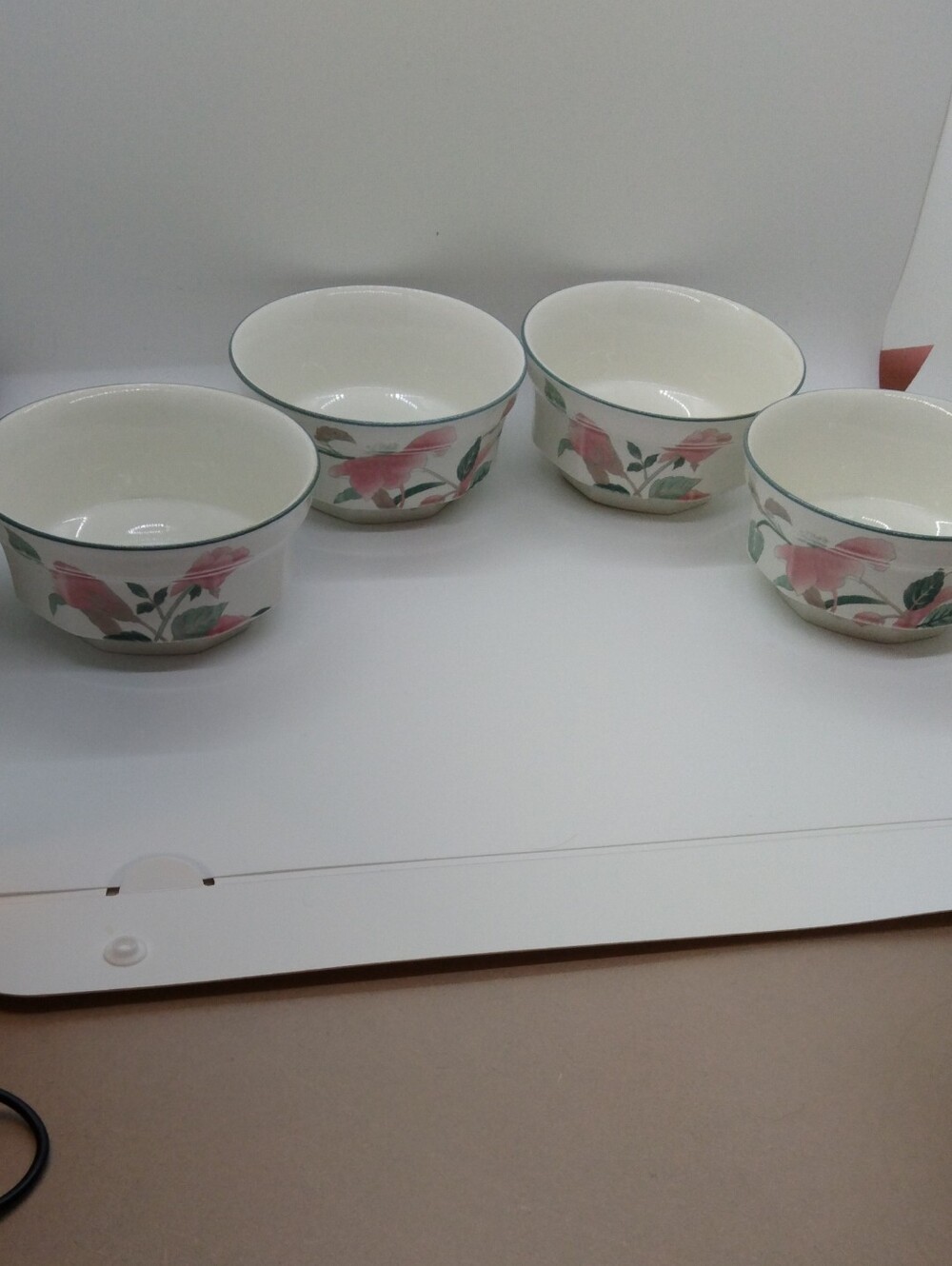 Mikasa Continental F3003 Silk Flowers Dessert Bowls - Set of 4